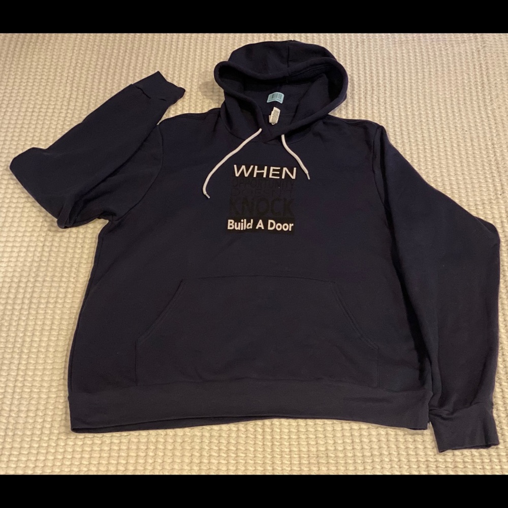 Brand new men’s hooded long -sleeve very warm